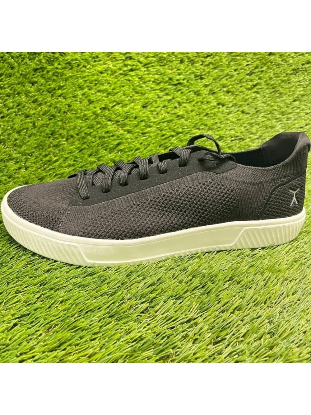 Flux Footwear Adapt Trainer Black Mens Size 11 Athletic Knit Shoes Sneakers
